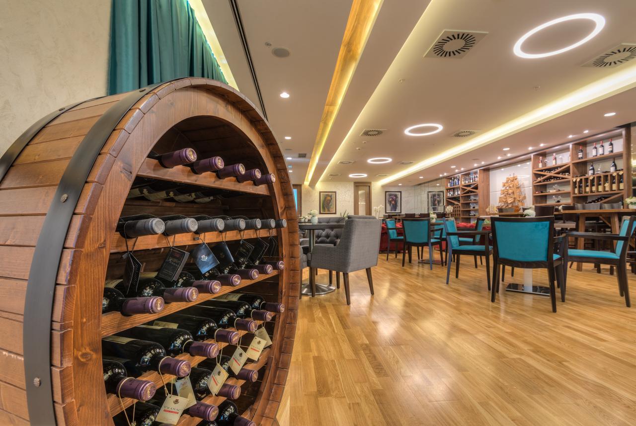 Hotel Adria Будва Екстер'єр фото